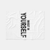Funny Insrational And Motivational Gift Invest In  フリースブランケット (正面(横))