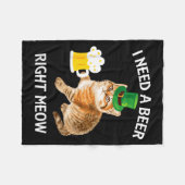 Funny Irish Beer Cat St Patricks Day Drinking With フリースブランケット (正面(横))