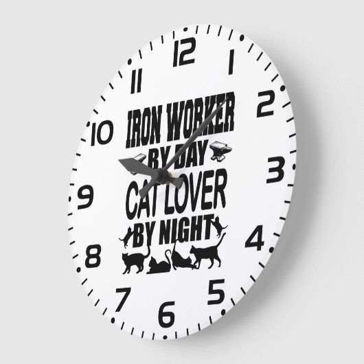 Funny Iron Worker by Day Cat Lover by Night ラージ壁時計 (傾斜)