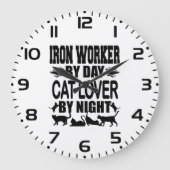 Funny Iron Worker by Day Cat Lover by Night ラージ壁時計 (正面)