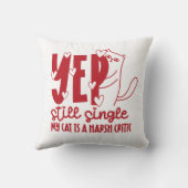 Funny Judging Cat Still Single Anti-Valentine クッション (裏面)