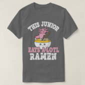 Funny Junior Ramen Axolotl Pun This Junior Eats A Tシャツ (デザイン正面)