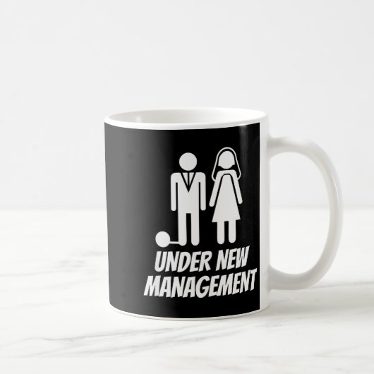 Funny Just Married , Fun Newlywed Gag For Men  コーヒーマグカップ (右)