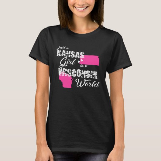 Funny Kansas Shirts Just a Kansas girl in a Wiscon Tシャツ (正面)