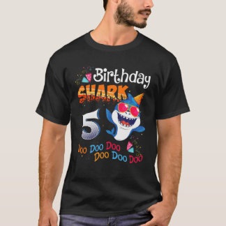 Funny Kids Baby Shark 5 Years Old 5Th Birthday Doo Tシャツ