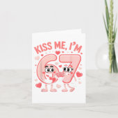 Funny Kiss Me I'm 67 Cute Valentine's Day Couples  カード (正面)