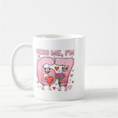Funny Kiss Me I'm 67 Cute Valentine's Day Couples  コーヒーマグカップ (左)