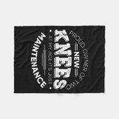 Funny Knee Surgery Proud Owner Of New Knees Gift  フリースブランケット (正面(横))