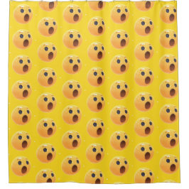 Funny Laughing Emoji Face シャワーカーテン