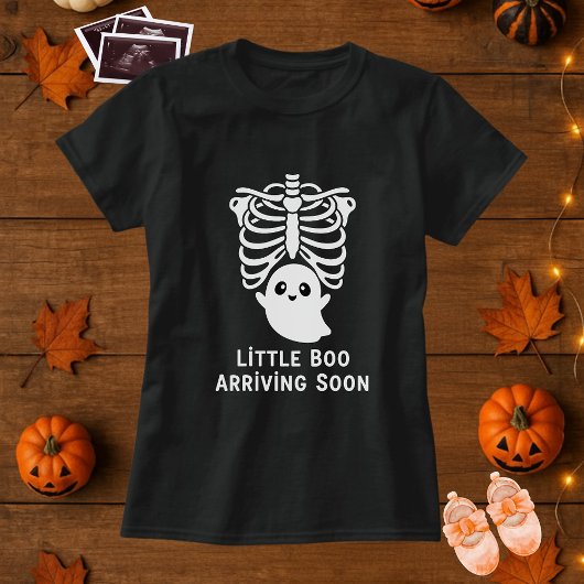 Funny Little Boo Arriving Soon Maternity Halloween Tシャツ