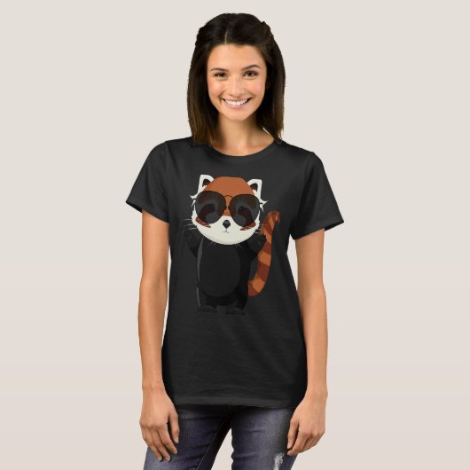 Funny little red panda bear with sunglasses tシャツ (正面フル)