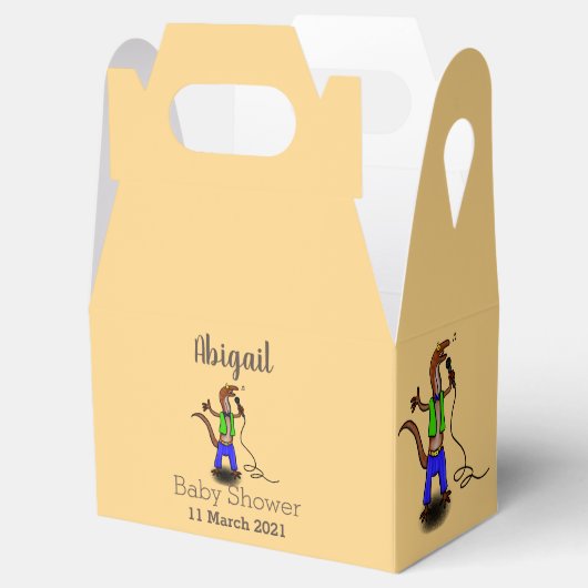 Funny lizard singing with microphone cartoon フェイバーボックス (オープン)