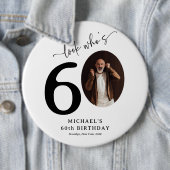 Funny 'Look Who's 60' Stylish 60th Birthday 缶バッジ (インサイチュ)