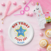Funny Meme Six Today 6-7 Every Day Birthday Kid's ペーパープレート (パーティー)