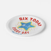 Funny Meme Six Today 6-7 Every Day Birthday Kid's ペーパープレート (アングル)