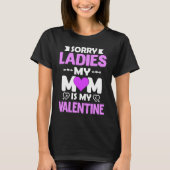 Funny Mom Valentine Day  Fun Quote Graphic Plus Si Tシャツ (正面)