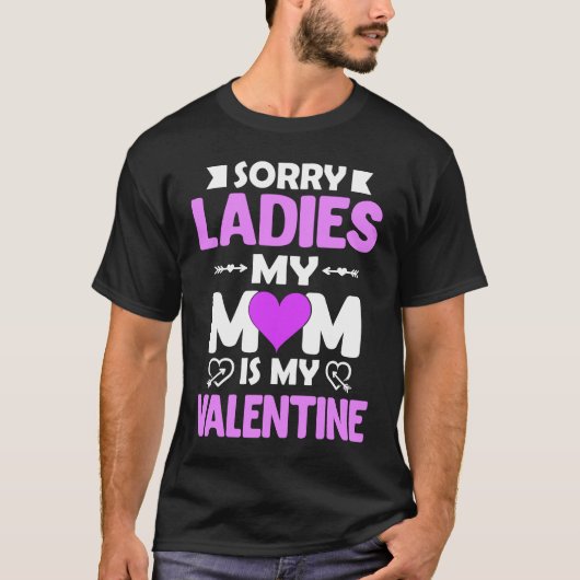 Funny Mom Valentine Day  Fun Quote Graphic Plus Si Tシャツ (正面)