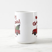 Funny mug with old red truck and Christmas tree コーヒーマグカップ (中央)
