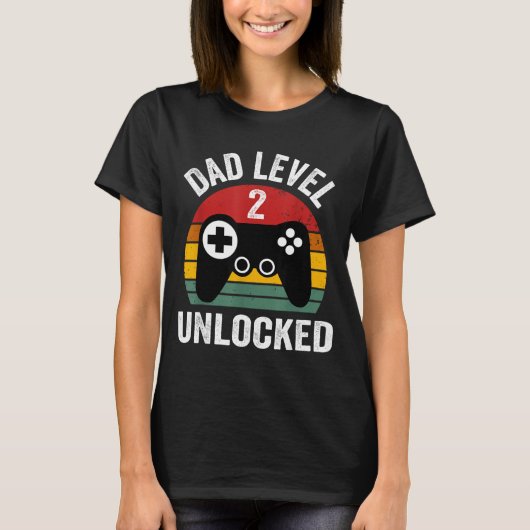 Funny New Dad Shirt Dad Level 2 Unlocked For 2 Kid Tシャツ (正面)