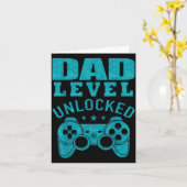 Funny New Dad Shirt Dad Level Unlocked Day Tee Shi カード (黄色い花)