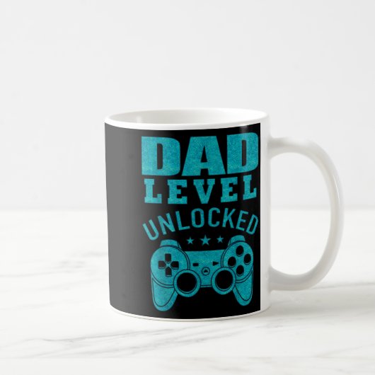 Funny New Dad Shirt Dad Level Unlocked Day Tee Shi コーヒーマグカップ (右)