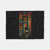 Funny New Dad Shirt Dad Level Unlocked Gaming Game フリースブランケット (正面(横))