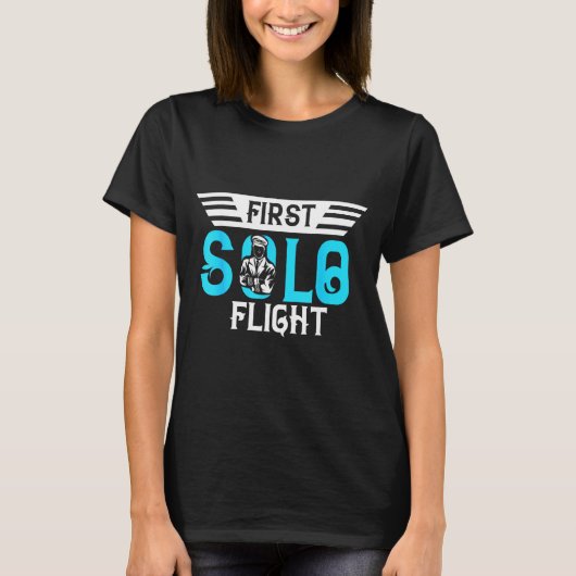Funny New Lot Design First Solo Flight Aircraft Lo Tシャツ (正面)
