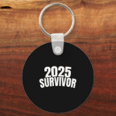 Funny New Years For Men 2025 Survivor  キーホルダー (正面)