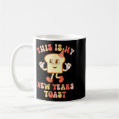 Funny New Year's Toast Bread Pun Retro Hipe  コーヒーマグカップ (左)