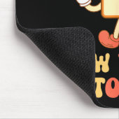 Funny New Year's Toast Bread Pun Retro Hipe マウスパッド (コーナー)