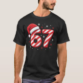 Funny Number 67 Candy Cane Striped Christmas Tシャツ (正面)