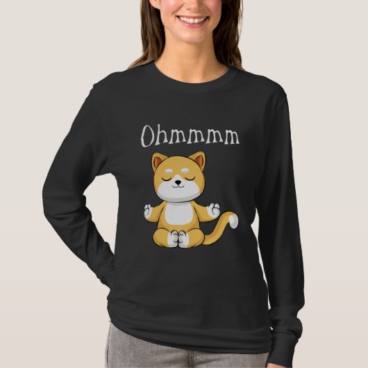 Funny Ohmmm Yoga Cat Zen Meditation Relaxation Fit Tシャツ (正面)