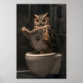 Funny Owl Reading Newspaper on Toilet, Bathroom ポスター (正面)
