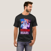 Funny Patriotic Yeti “FREEDOM ROARS” 4th of July T Tシャツ (正面フル)