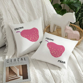 Funny Pear Pun – “From: Pear” Pop Art Fruit Canva クッション