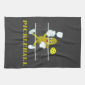 Funny Pickle Playing Pickleball  キッチンタオル (横)