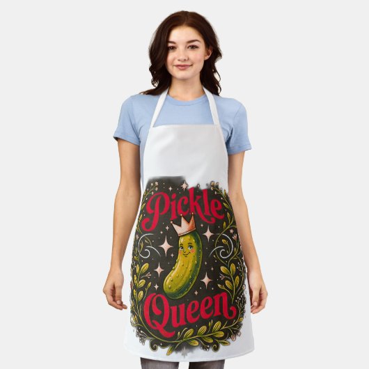 Funny Pickle Queen Kitchen Apron - Cute Pickle Lov エプロン (着用した状態)