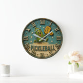 Funny Pickleball Pickle Cute Cartoon Player Gift ラージ壁時計 (ホーム)
