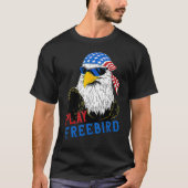 Funny Play Free Bird 4th Of July Bald Eagle Mullet Tシャツ (正面)