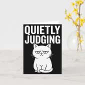 Funny Quietly Judging Sarcastic Crazy Cat Lover Gr カード (黄色い花)