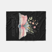 Funny Quote New Chapter Begins Retired 2025 Floral フリースブランケット (正面(横))