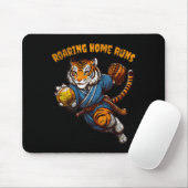 Funny Quote Roaring Home Run Ball Retro Tiger Love マウスパッド (マウス)