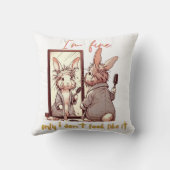 Funny rabbit in front of the mirror – Funny design クッション (裏面)