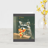 Funny Raccoon Eating Zza Animal Meme Men Women Kid カード (黄色い花)