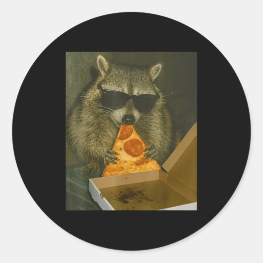 Funny Raccoon Eating Zza Animal Meme Raccoon  ラウンドシール (正面)