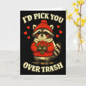 Funny Raccoon I’d Pick You Over Trash Valentines D カード (黄色い花)