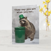 Funny Raccoon Leprechaun Party Card カード (黄色い花)