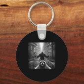 Funny Raccoon Selfie With Bigfoot 67 Six Seven Mem キーホルダー (正面)