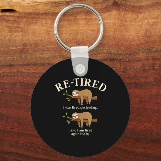 Funny Re-tired Definition Sloth  キーホルダー (正面)