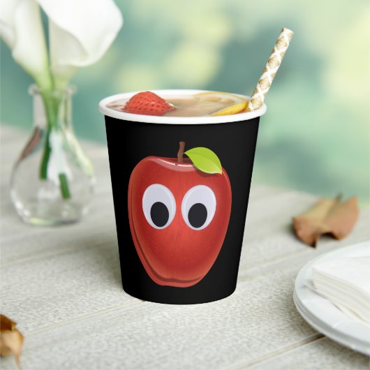 Funny Red Apple with Googly Eyes 紙コップ (インサイチュ)